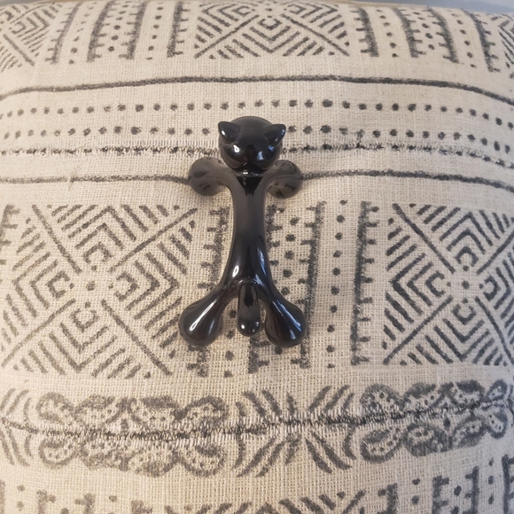 3 for $8 Cat Manual Massager - Picture 5 of 6